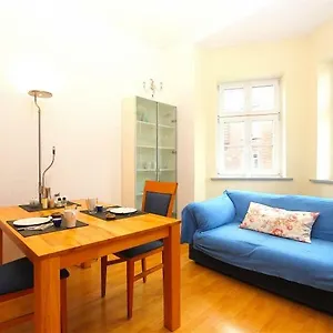  Privatunterkunft Private